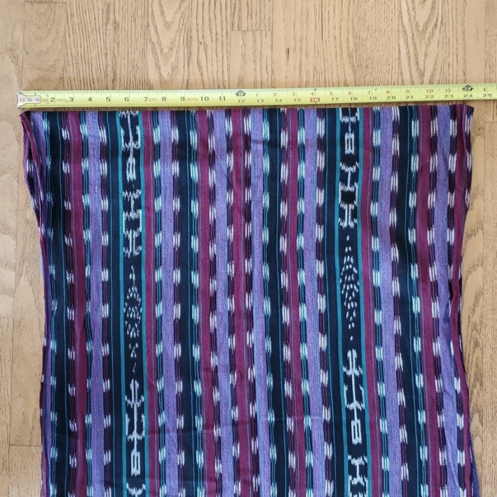 Woven shawl - Picture 5 of 6